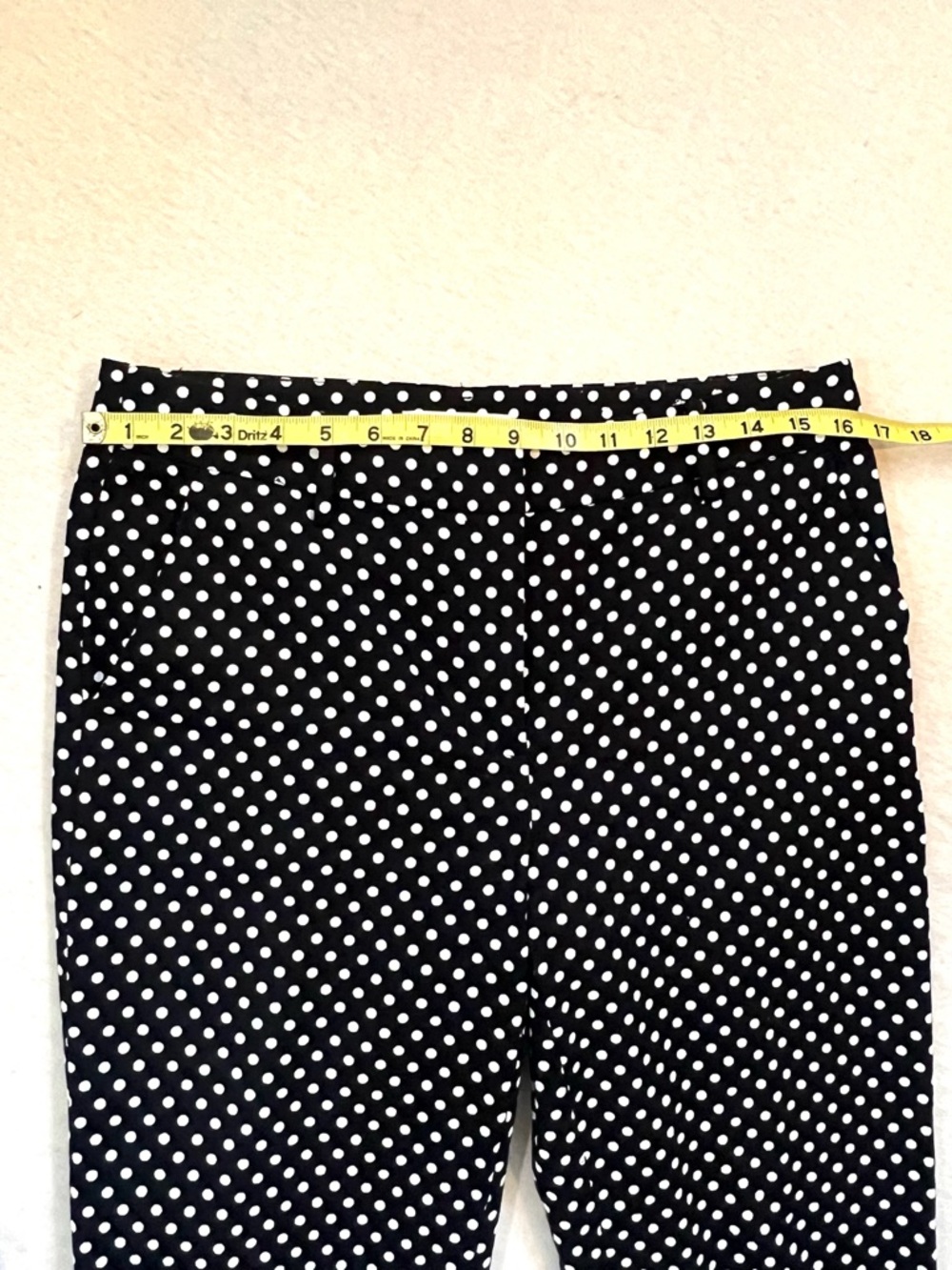 LOFT Black and White Polka Dot Cropped Pants - Picture 8 of 8
